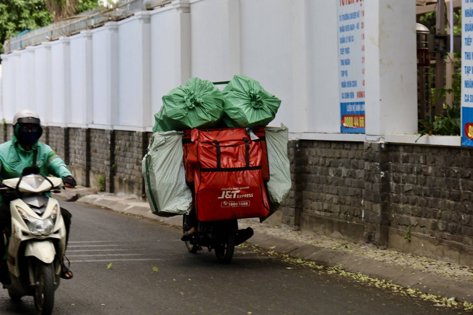 Shipper, lao động tự do, bán hàng trực tuyến sẽ được đưa vào cơ sở dữ liệu lao động quốc gia