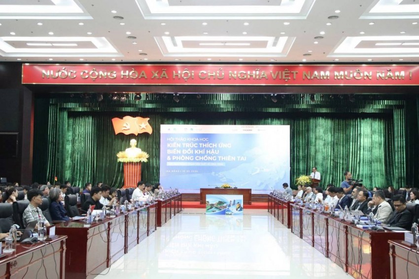 Hơn 300 chuyên gia, kiến trúc sư, nhà khoa học và nhà quản lý trong và ngoài nước cùng bàn thảo những giải pháp giúp đô thị Đà Nẵng tăng sức chống chịu trước các hình thái thiên tai ngày càng cực đoan