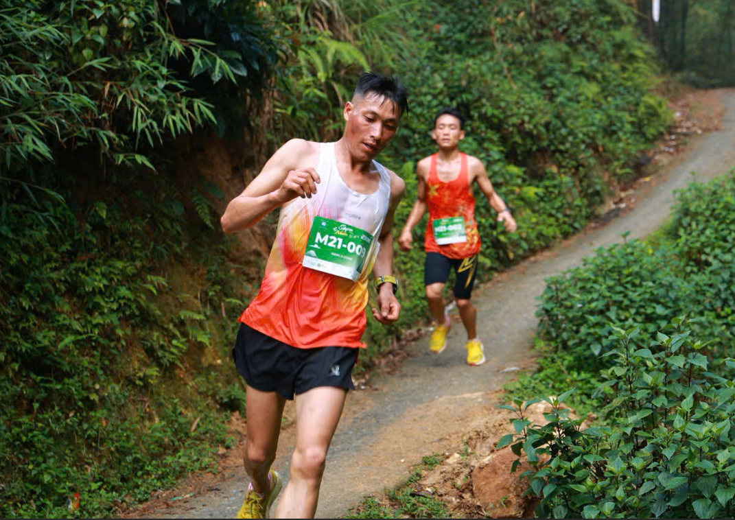Sa Pa mùa nước đổ 2026 lan tỏa sức hút du lịch thể thao giữa đại ngàn Tây Bắc