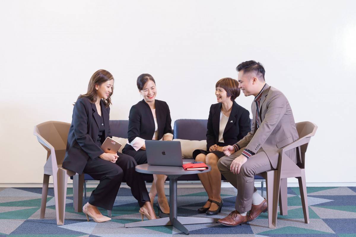 Vượt qua hàng ngàn hồ sơ, tấm bằng “Triple Crown” chính là lợi thế cạnh tranh khác biệt giúp ứng lọt vào “mắt xanh” của các tập đoàn đa quốc gia   