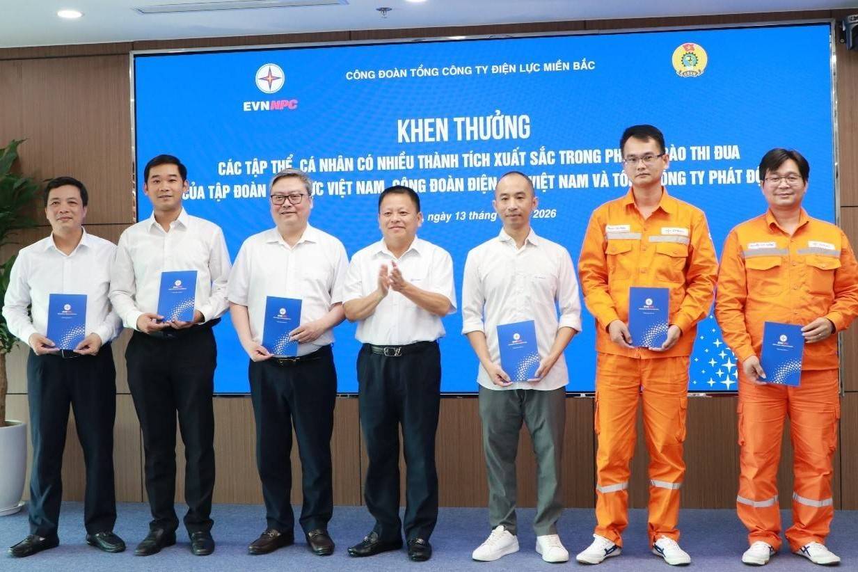 EVNNPC tôn vinh người lao động tiêu biểu, lan tỏa khát vọng đổi mới sáng tạo năm 2026