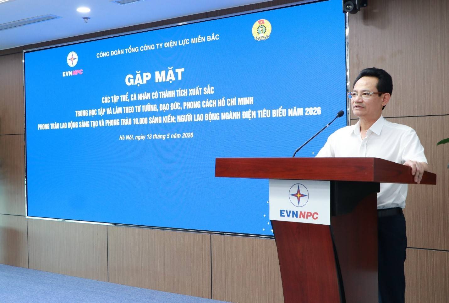 EVNNPC tôn vinh người lao động tiêu biểu, lan tỏa khát vọng đổi mới sáng tạo năm 2026