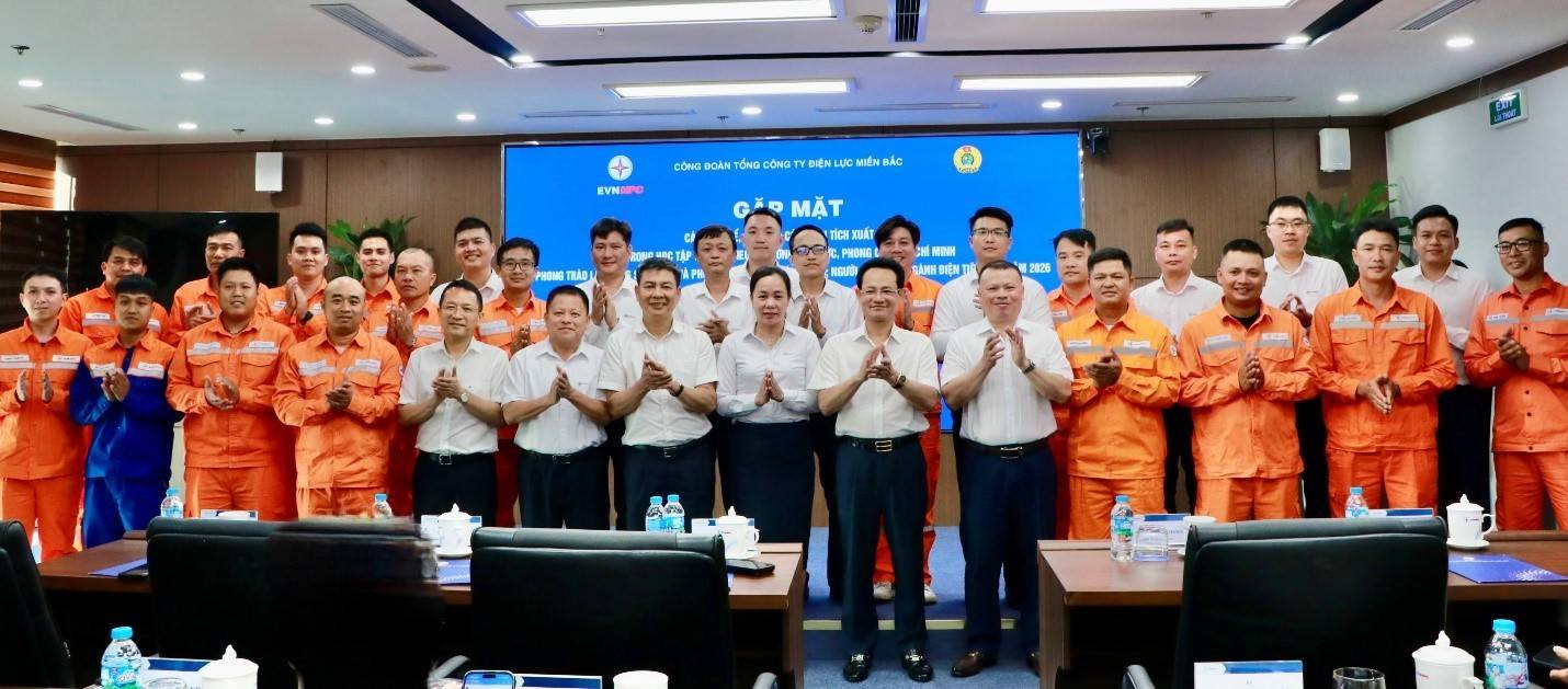EVNNPC tôn vinh người lao động tiêu biểu, lan tỏa khát vọng đổi mới sáng tạo năm 2026