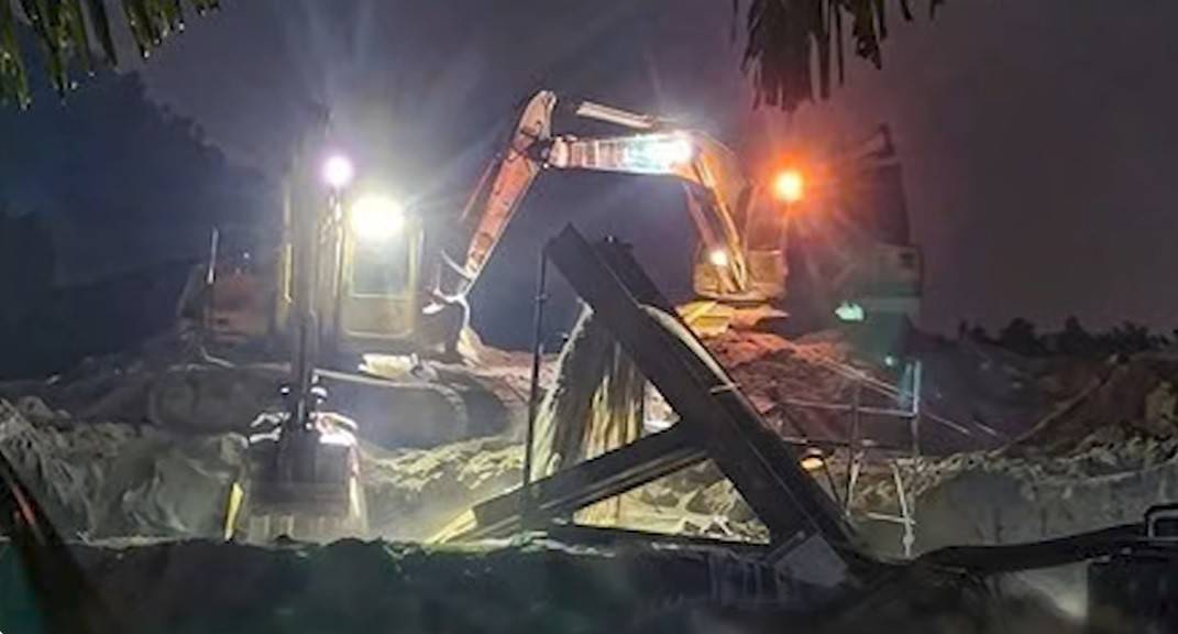 UBND tỉnh Khánh Hòa giao Sở Nông nghiệp và Môi trường chủ trì, phối hợp Công an tỉnh và UBND xã Lâm Sơn kiểm tra đột xuất, toàn diện hoạt động khai thác tại mỏ cát Trà Giang Land; làm rõ nội dung báo chí phản ánh liên quan đến hoạt động khai thác ngoài thời gian được phép, việc vận chuyển đất từ khu vực đồi rẫy để thực hiện bơm rửa, sàng lọc cát và các nội dung có liên quan.