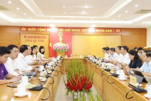 Hà Tĩnh hợp tác đào tạo nhân lực số, thúc đẩy ứng dụng AI trong giáo dục và quản lý