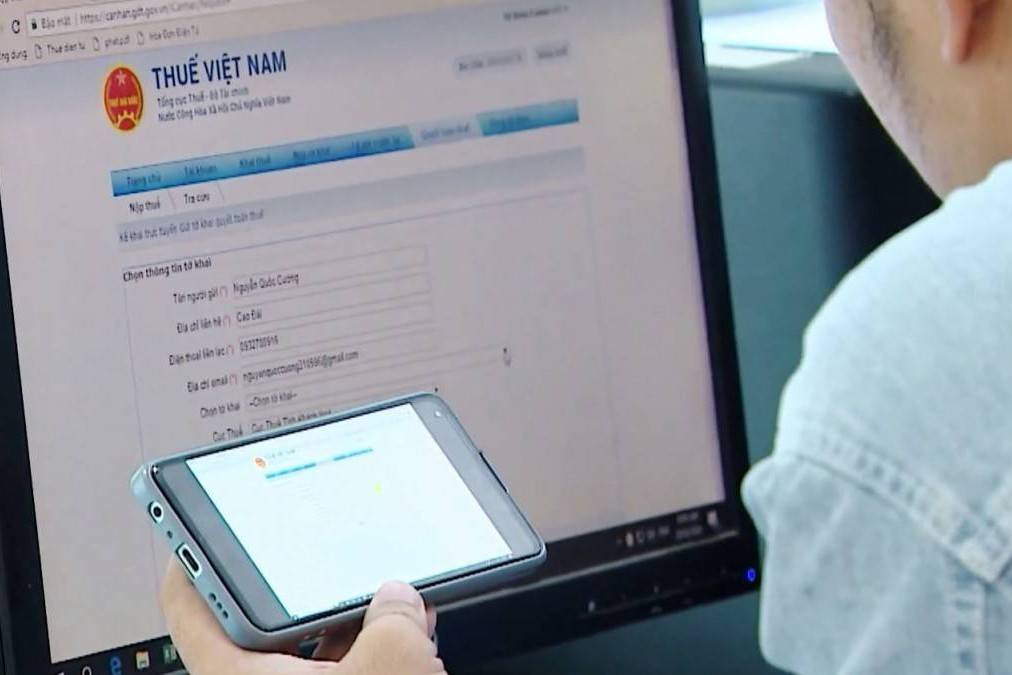 "Núp" dưới ngưỡng 1 tỷ đồng: Tối ưu thuế hay hành vi trốn thuế?