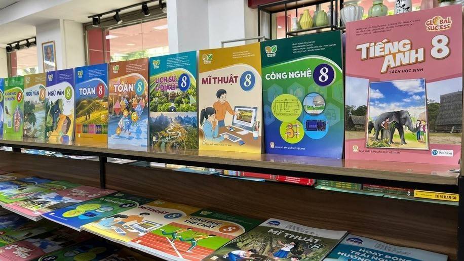 Quảng Ninh tiên phong miễn phí sách giáo khoa cho toàn bộ học sinh phổ thông
