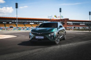 VinFast VF 7: SUV hạng C vượt tầm về trang bị và công năng, giá chỉ ngang phân khúc B