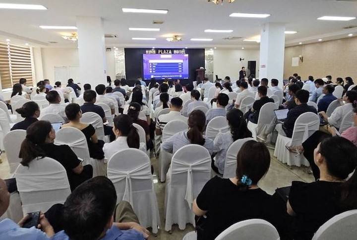 Nghệ An tổ chức tập huấn “Ứng dụng AI thúc đẩy sản xuất và tiêu dùng bền vững” cho doanh nghiệp
