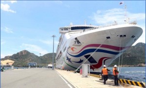 Tàu du lịch quốc tế STAR VOYAGER mở rộng hải trình kết nối Nha Trang với Singapore và khu vực