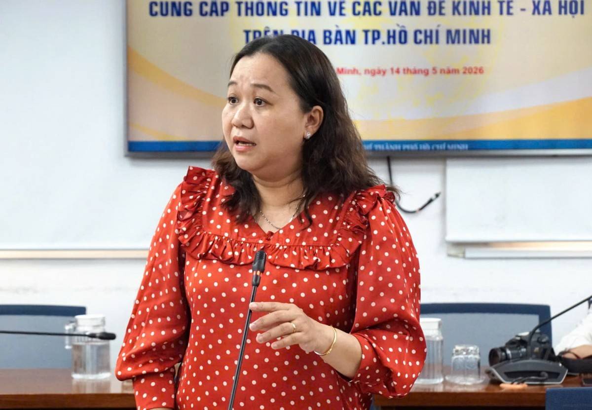 bà Nguyễn Thị Ngọc Khánh - Trưởng phòng Phòng Kinh tế, Hạ tầng và đô thị, UBND phường Gia Định