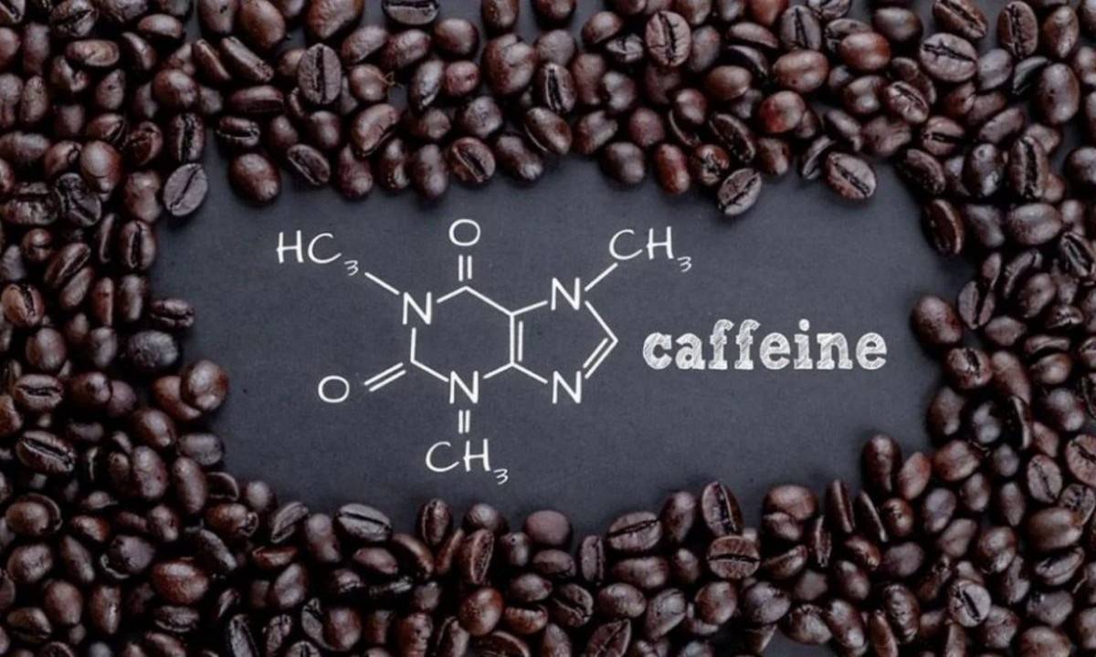 Sự thật về Caffeine: Chất kích thích trong vụ buôn lậu của Tiến sĩ dược hại thế nào?