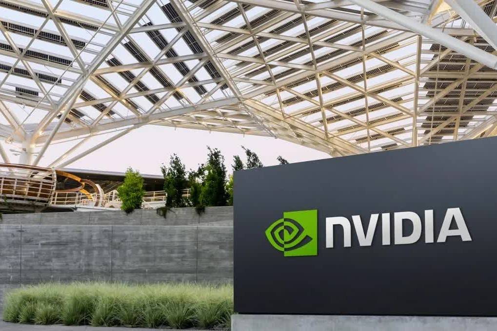 Nvidia tăng hiện diện tại Việt Nam, Foxconn lộ kế hoạch sản xuất chip AI