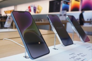 Thị trường smartphone Việt Nam lao dốc mạnh hơn mặt bằng Đông Nam Á