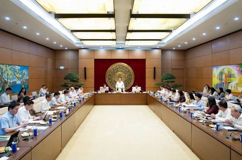 Chủ tịch Quốc hội yêu cầu tháo gỡ điểm nghẽn huy động nguồn lực tài chính đất đai