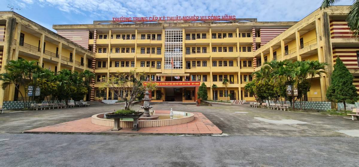 Phú Thọ chốt thời hạn xử lý tồn tại sau sáp nhập Trường Trung cấp Sông Hồng