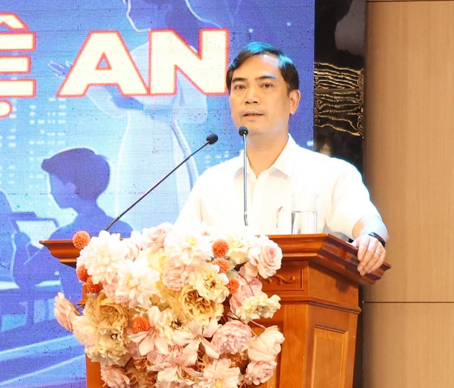 Giám đốc Sở Giáo dục và Đào tạo Nghệ An Nguyễn Văn Khoa 