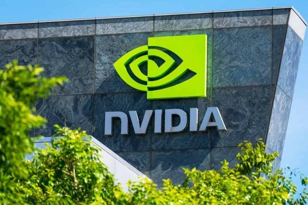 Nvidia lập đỉnh doanh thu nhờ làn sóng AI agent