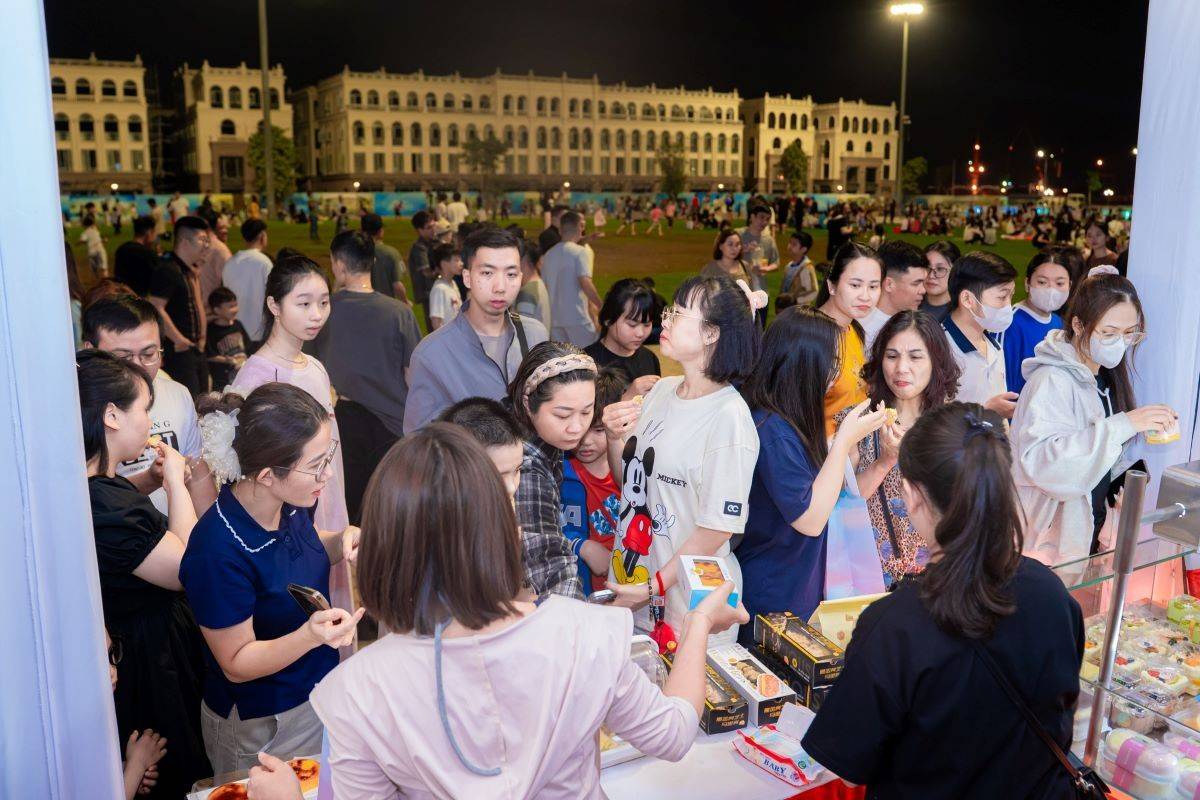Chuỗi sự kiện liên tục trên đảo và hệ sinh thái tiện ích bao quanh Royal Boulevard tạo dòng khách khổng lồ quanh năm