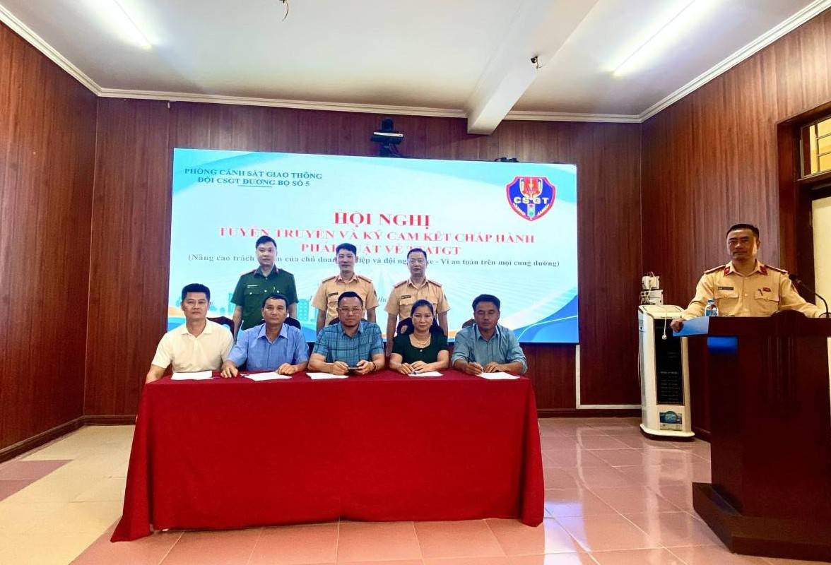 Phú Thọ: Hơn 170 doanh nghiệp, chủ mỏ, bến bãi ký cam kết bảo đảm ATGT