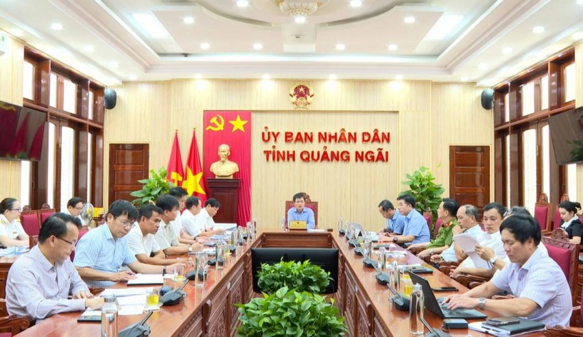Phó Chủ tịch UBND tỉnh Nguyễn Ngọc Sâm, Trưởng Ban Chỉ đạo chống thất thu ngân sách nhà nước (NSNN) tỉnh chủ trì họp 