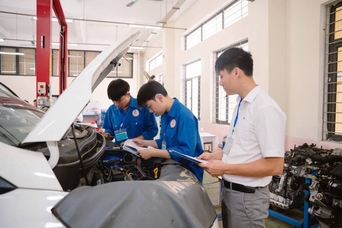 TH mở “sân chơi thật” cho sinh viên kỹ thuật, nối giảng đường với cơ hội nghề nghiệp