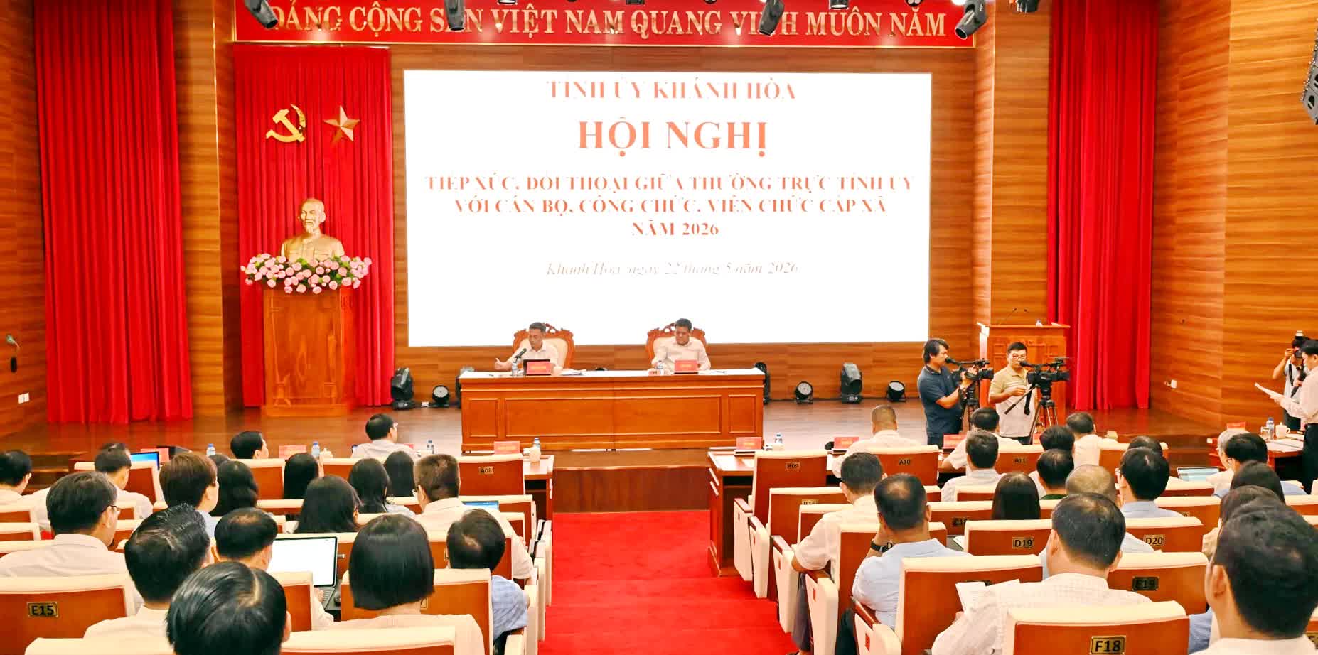 Khánh Hòa đối thoại cán bộ cơ sở, tháo gỡ vướng mắc mô hình chính quyền 2 cấp