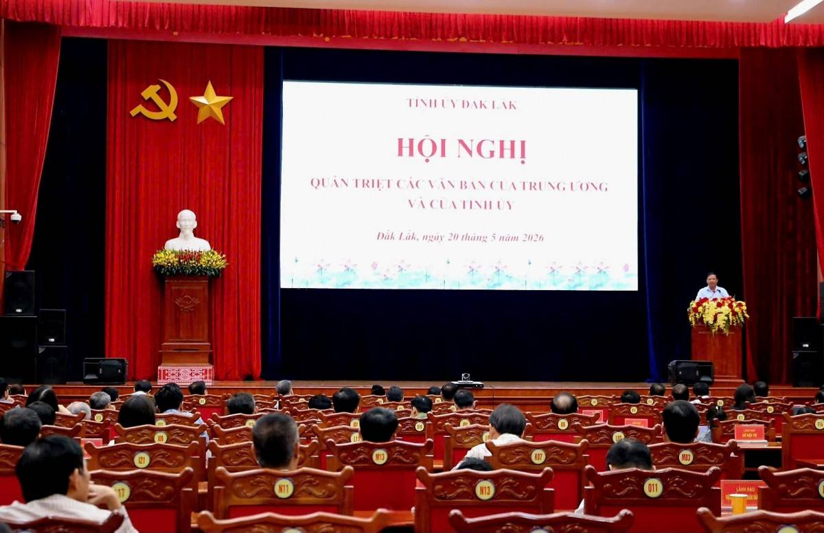 Hội nghị được tổ chức theo hình thức trực tiếp, kết hợp trực tuyến.