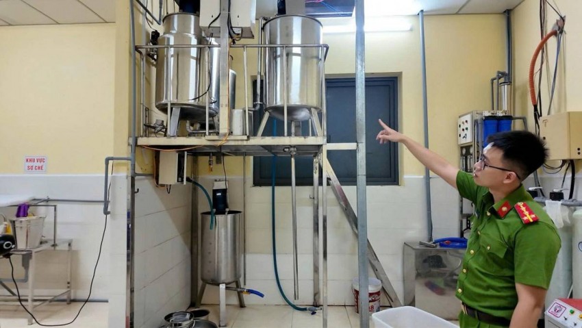 Chỉ trong một tháng cao điểm, Công an TP Đà Nẵng đã phát hiện và xử lý 29 vụ với 29 đối tượng vi phạm pháp luật về an toàn thực phẩm; xử phạt hành chính 28 vụ với tổng số tiền gần 190 triệu đồng