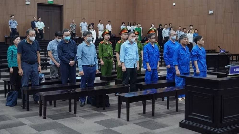 Các bị cáo tại phiên tòa sơ thẩm.