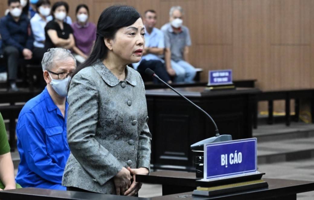 Cựu Bộ trưởng Y tế Nguyễn Thị Kim Tiến nhận tội, xin khoan hồng trước ngày tuyên án