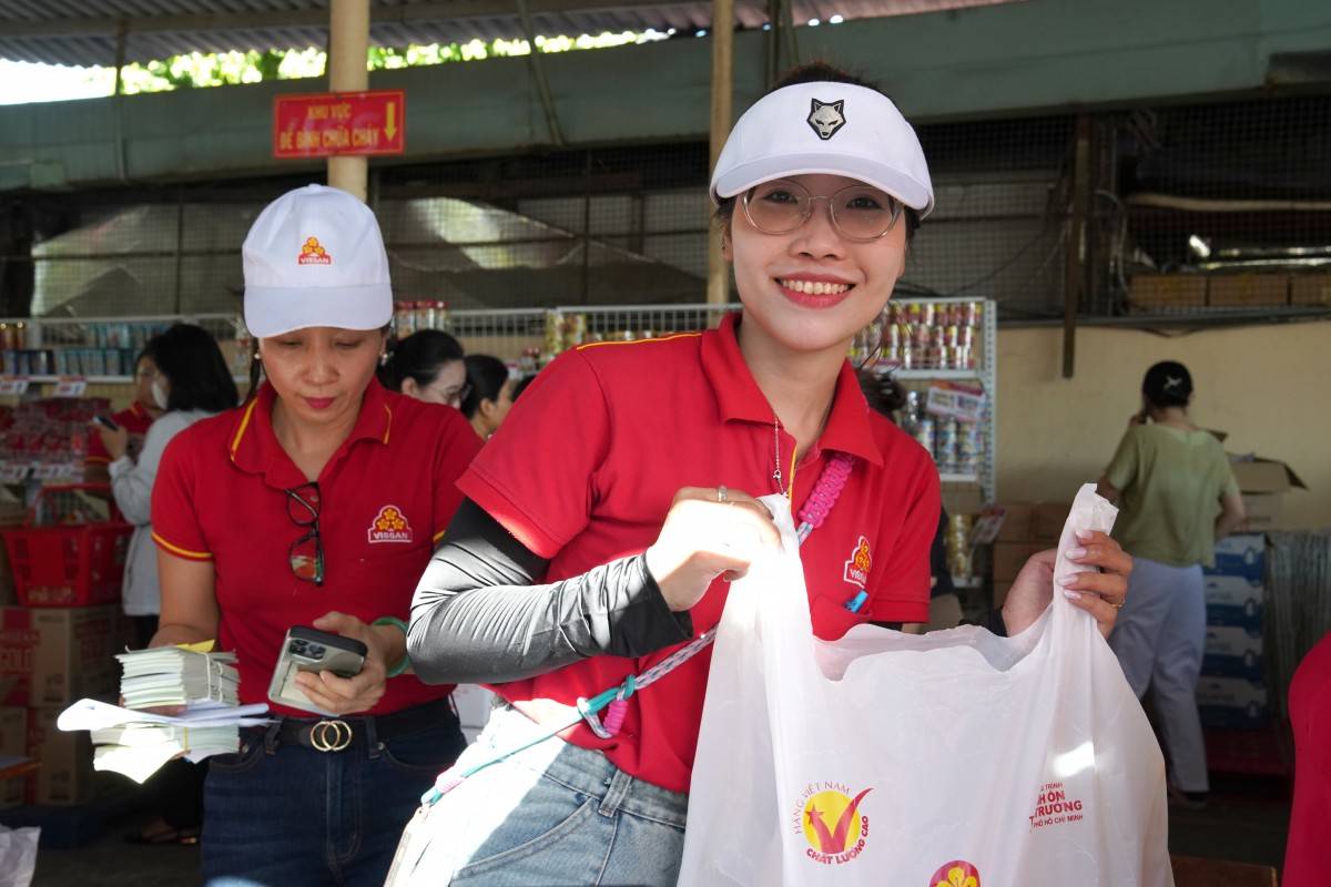 Người lao động VISSAN được hỗ trợ 720 suất phiếu mua hàng
