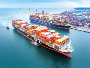 Doanh nghiệp vận tải biển bứt phá lợi nhuận nhờ đội tàu mới và cước tăng