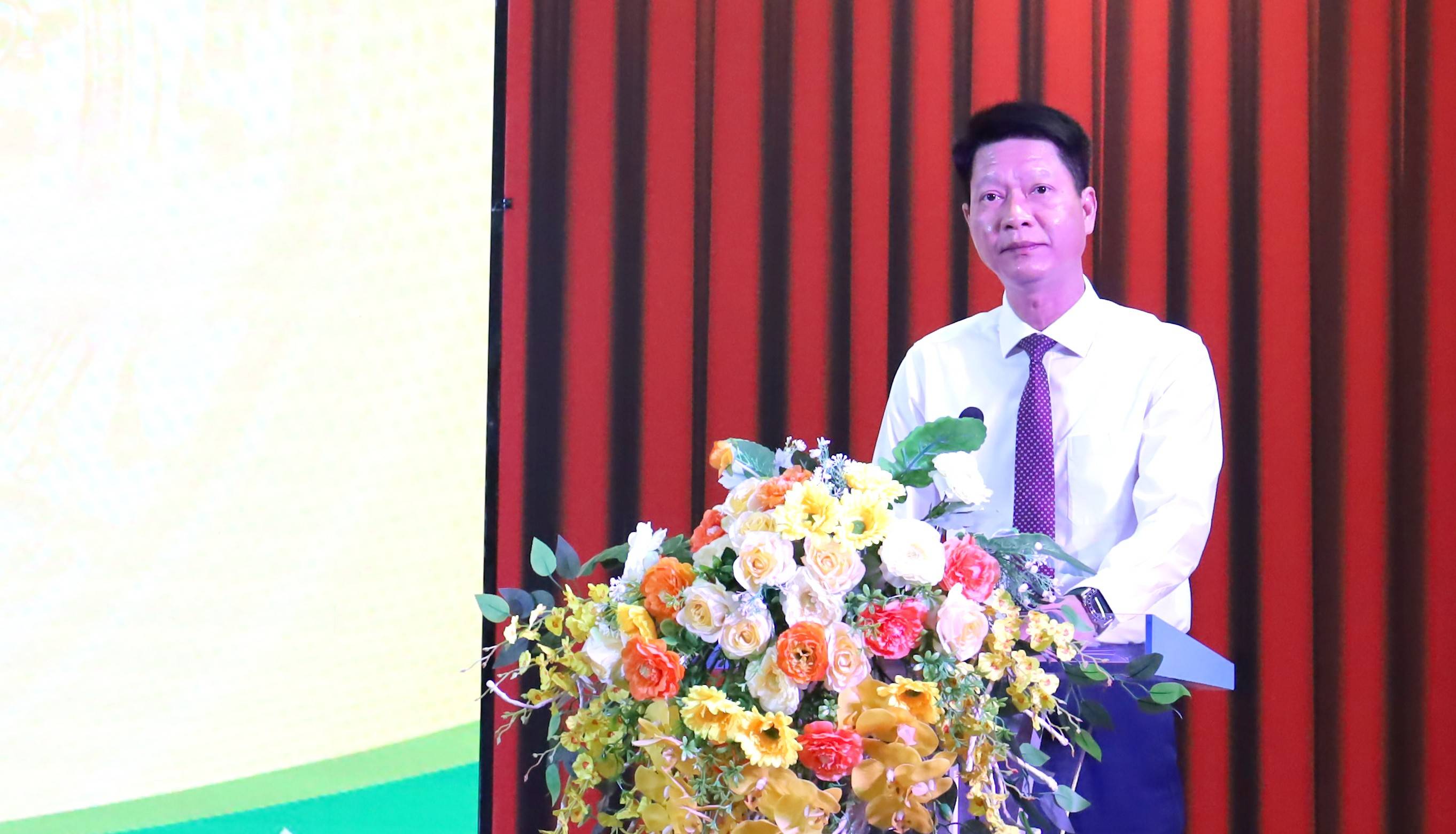 Nguyễn Thế Phước - Phó Bí thư Tỉnh ủy, Chủ tịch Ủy ban MTTQ Việt Nam tỉnh phát biểu nhận nhiệm vụ