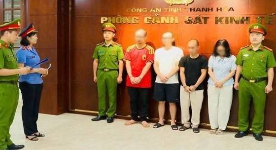 Thanh Hóa: Triệt phá đường dây buôn lậu, thu giữ hơn 500 xe điện ba bánh không rõ nguồn gốc
