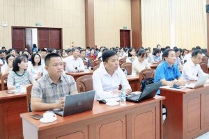 Hà Tĩnh tổ chức Hội nghị tuyên truyền, phổ biến pháp luật cho doanh nghiệp và người lao động