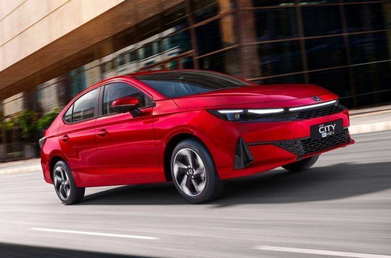 Honda City 2026 chốt giá từ 300 triệu, hêm bản Hybrid phá thế độc tôn phân khúc