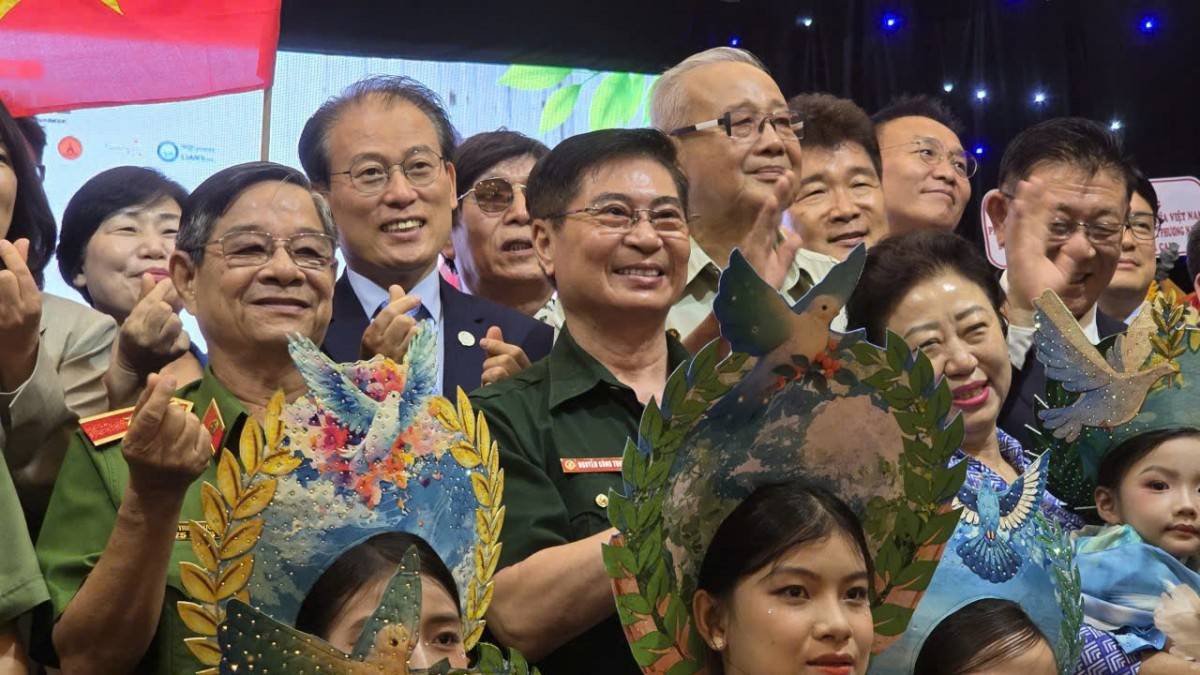CLB Trái tim Người lính Phương Nam lan tỏa hình ảnh Bộ đội Cụ Hồ đến với cộng đồng doanh nhân Hàn Quốc