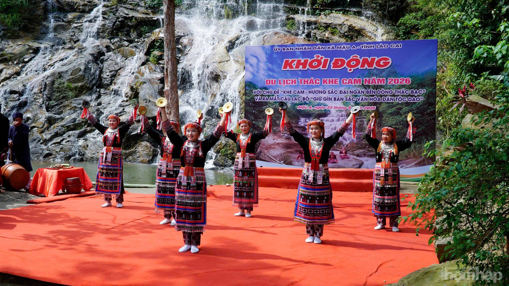 Lào Cai: Khe Cam mở lối phát triển du lịch cộng đồng từ “kho báu” văn hóa giữa đại ngàn Mậu A