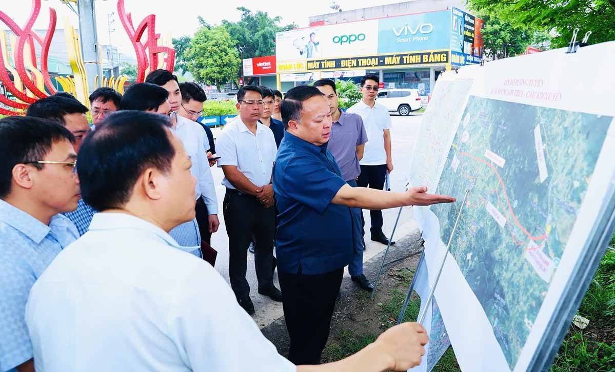 Bộ Xây dựng tháo gỡ “điểm nghẽn” quy hoạch, giảm thủ tục cho doanh nghiệp Tuyên Quang