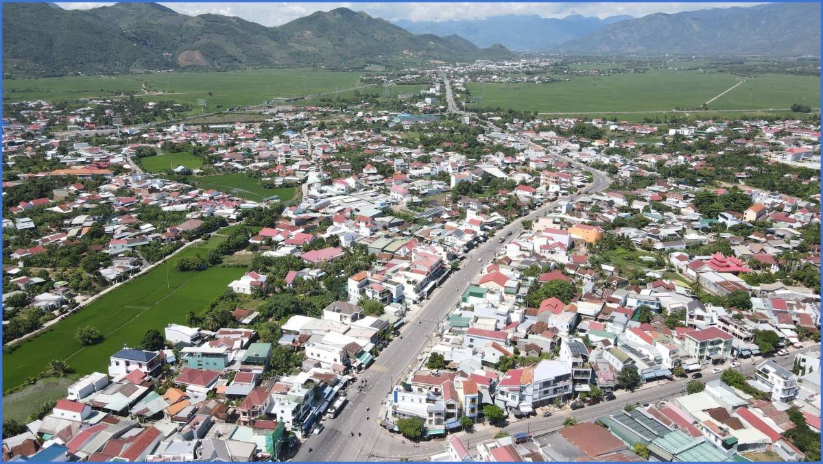 Người dân đồng thuận cao với đề án thành lập các phường ở Khánh Hòa