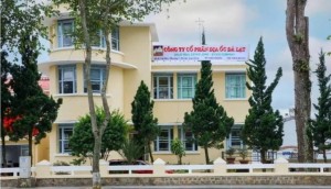 Địa ốc Đà Lạt (DLR) bị phạt nặng vì giấu thông tin 'gãy' chuẩn đại chúng