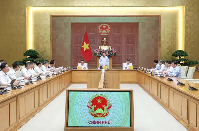 Thủ tướng Lê Minh Hưng: Phải chuyển mạnh từ phát triển nhà để bán sang phát triển nhà ở cho thuê