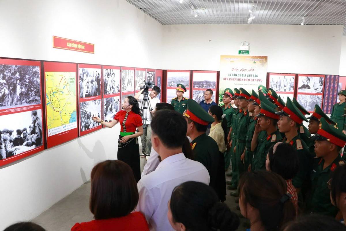 Triển lãm “Từ Việt Bắc đến Điện Biên Phủ” tái hiện dòng chảy lịch sử