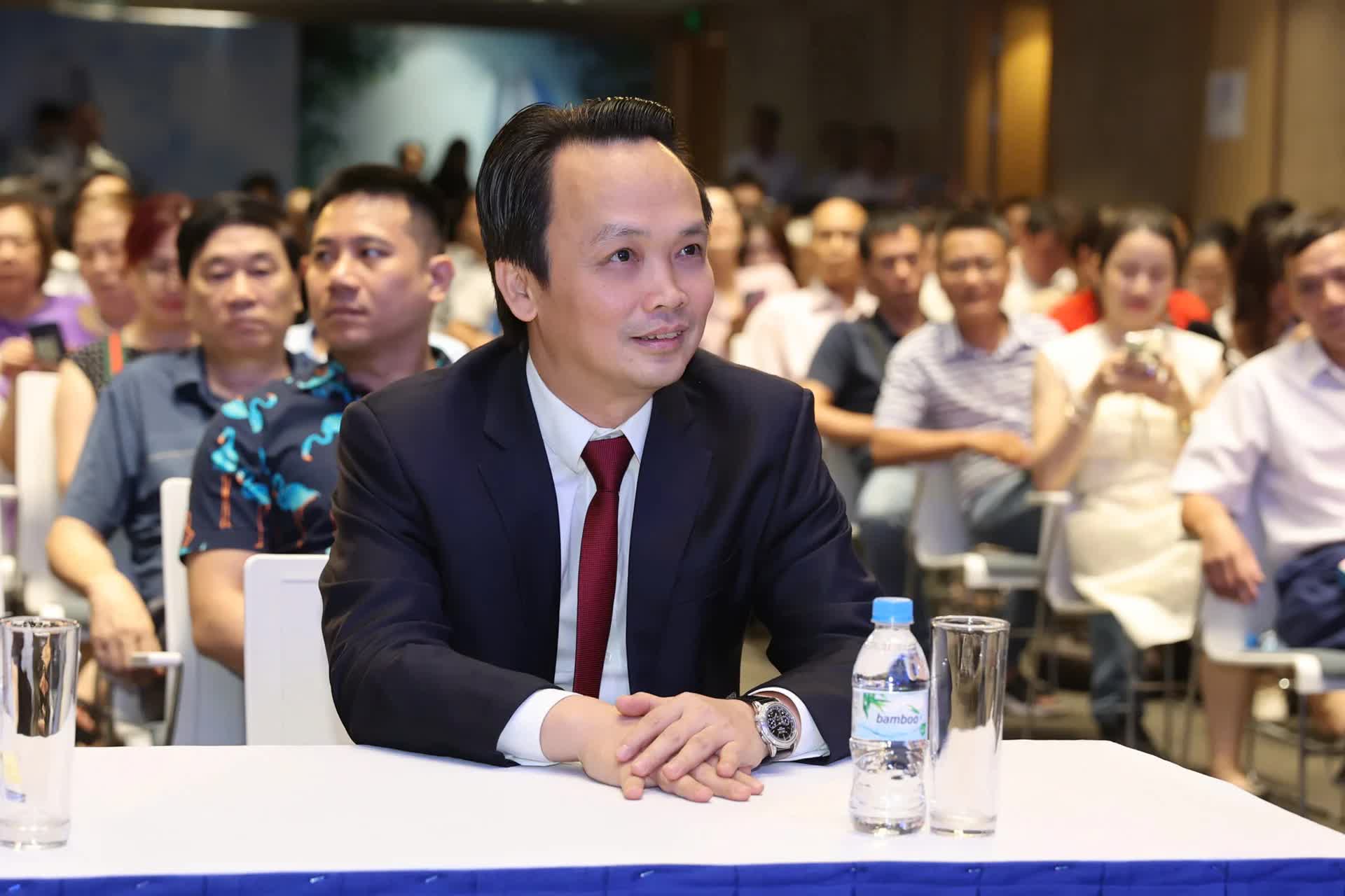 Ông Trịnh Văn Quyết tái xuất trước cổ đông, chưa trở lại HĐQT FLC