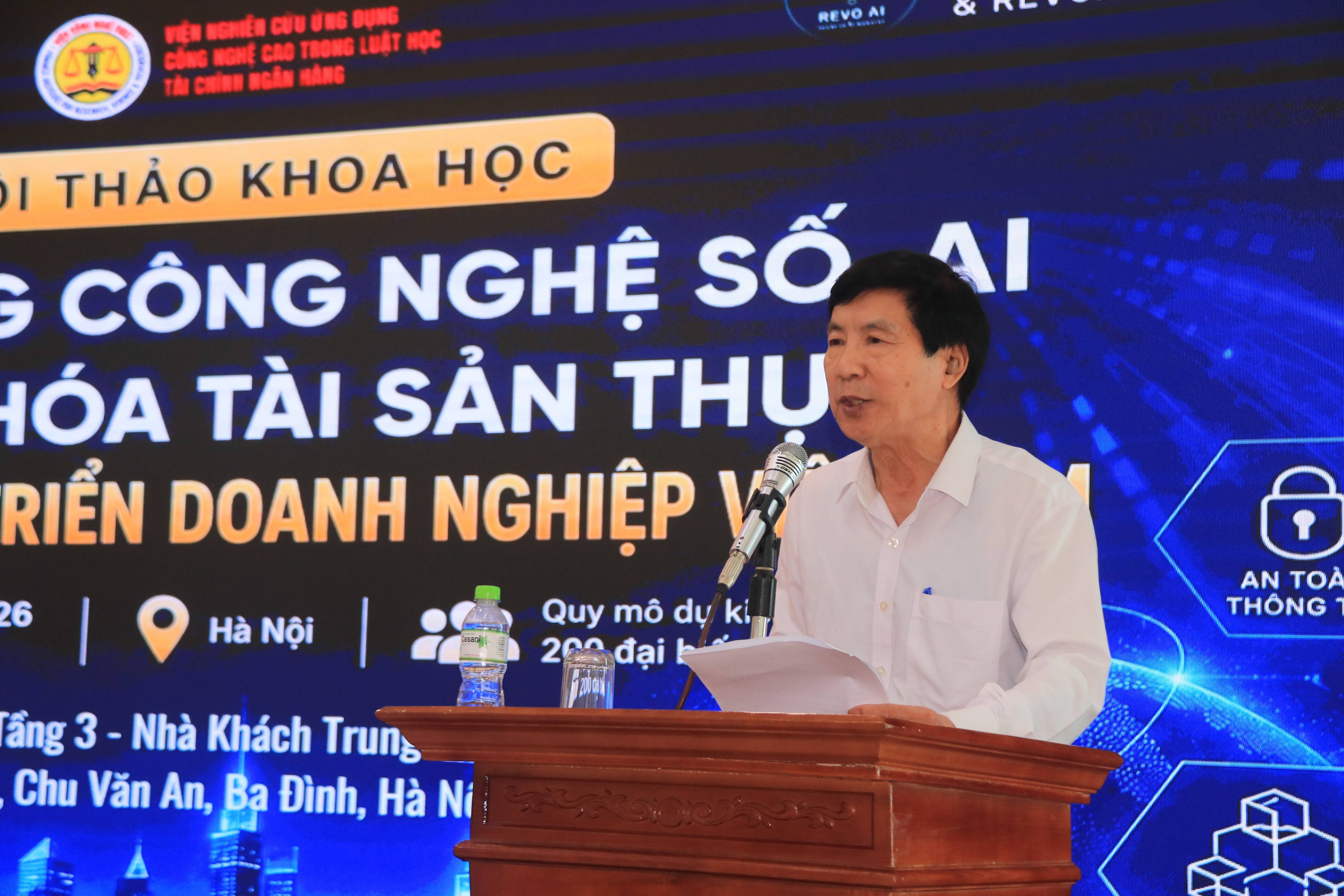 Ông Đào Nguyên Lan – Viện trưởng Viện công nghệ FIRST phát biểu khai mạc hội thảo  
