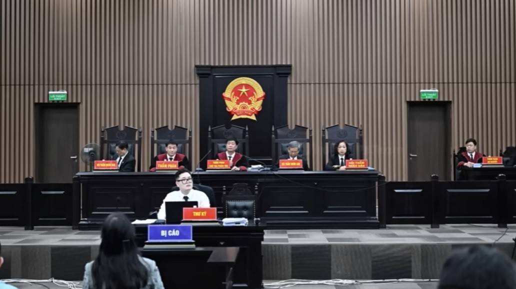 Cựu Bộ trưởng Nguyễn Thị Kim Tiến lãnh 6 năm tù, bồi thường 108 tỉ