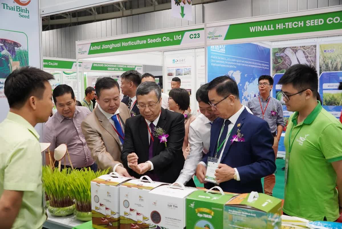 Doanh nghiệp Việt - Trung mở rộng kết nối giao thương trong lĩnh vực vật tư nông nghiệp