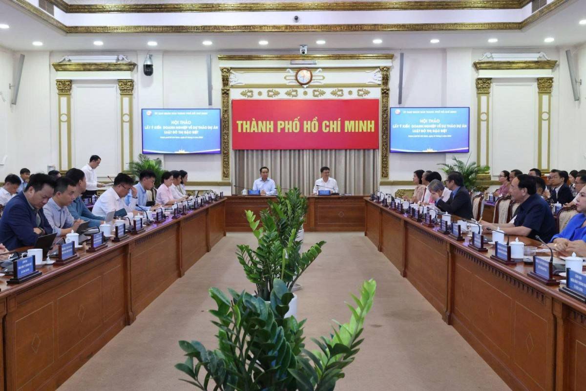 Toàn cảnh hội thảo