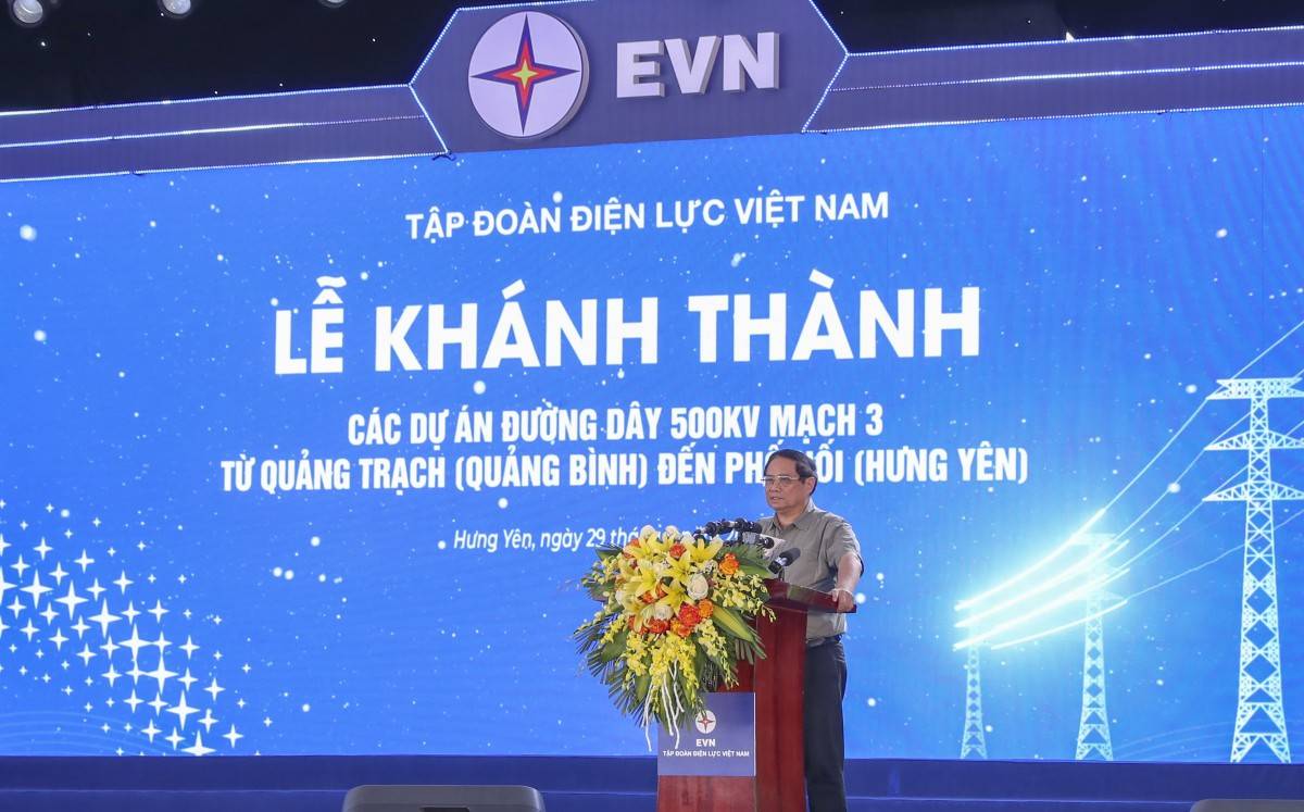 Những con số chưa kể về đường dây 500 kV mạch 3 nối điện ra miền Bắc